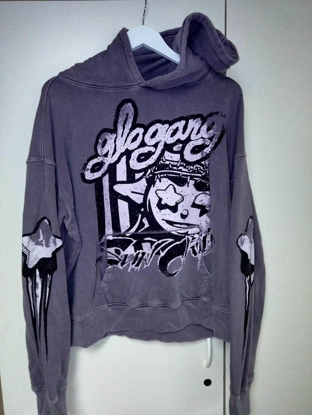 Men's Purple Graphic Pullover Hoodie with Star Artwork